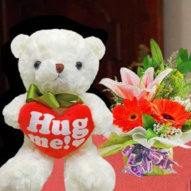 20cm Bear & Mixed Flowers Standing Bouquet