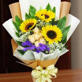 3 Sunflower and 6 Champagne Roses Handbouquet 