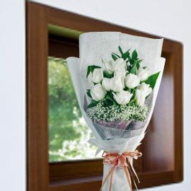 White Roses Long Wrapping Hand Bouquet