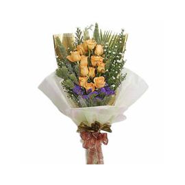 12 Yellow Roses with Long Wrapping